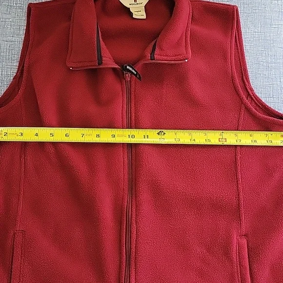 Woolrich Women's Lg Burgandy Fleece Vest - Picture 10 of 16